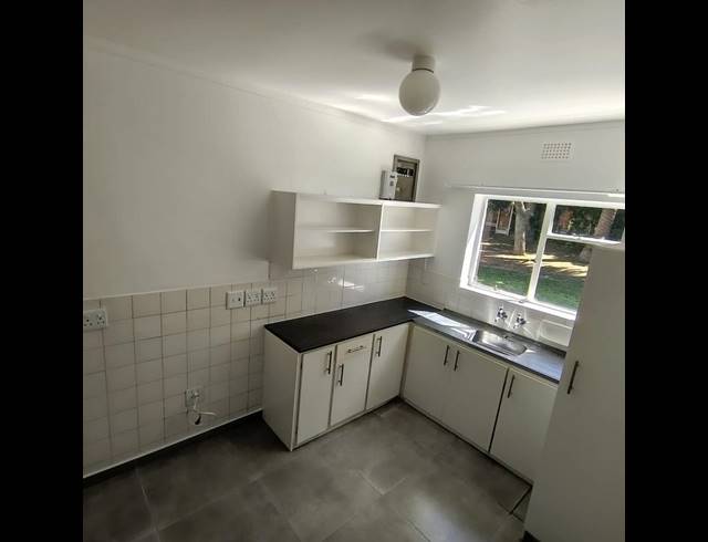 2 BEDROOM PROPERTY TO RENT IN WYNBERG